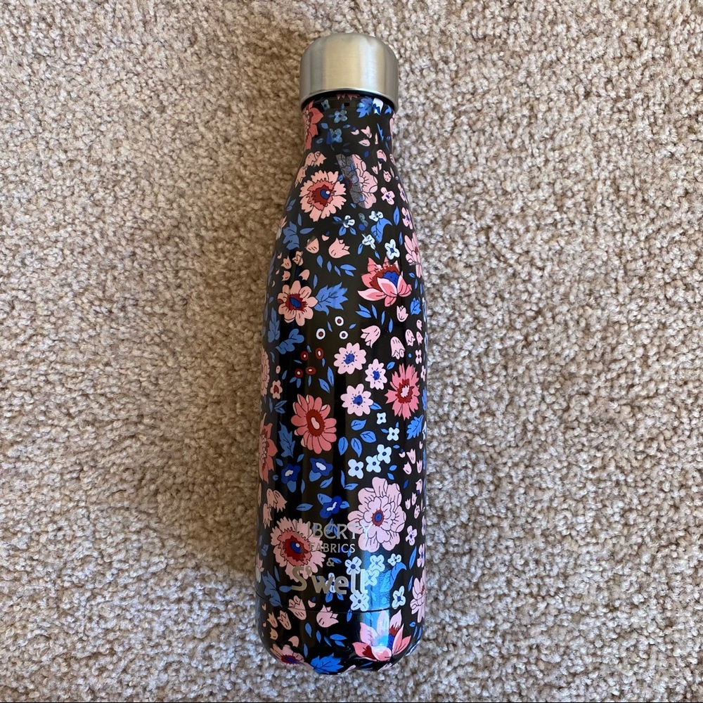 Starbucks Swell Liberty of London Flower Fabrics Water Bottle